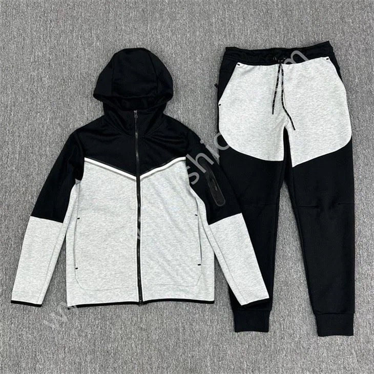 Men’s Tracksuit